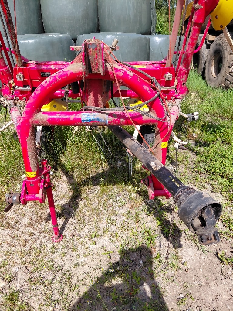 Faneuse POTTINGER 690 nz - photo slide 8