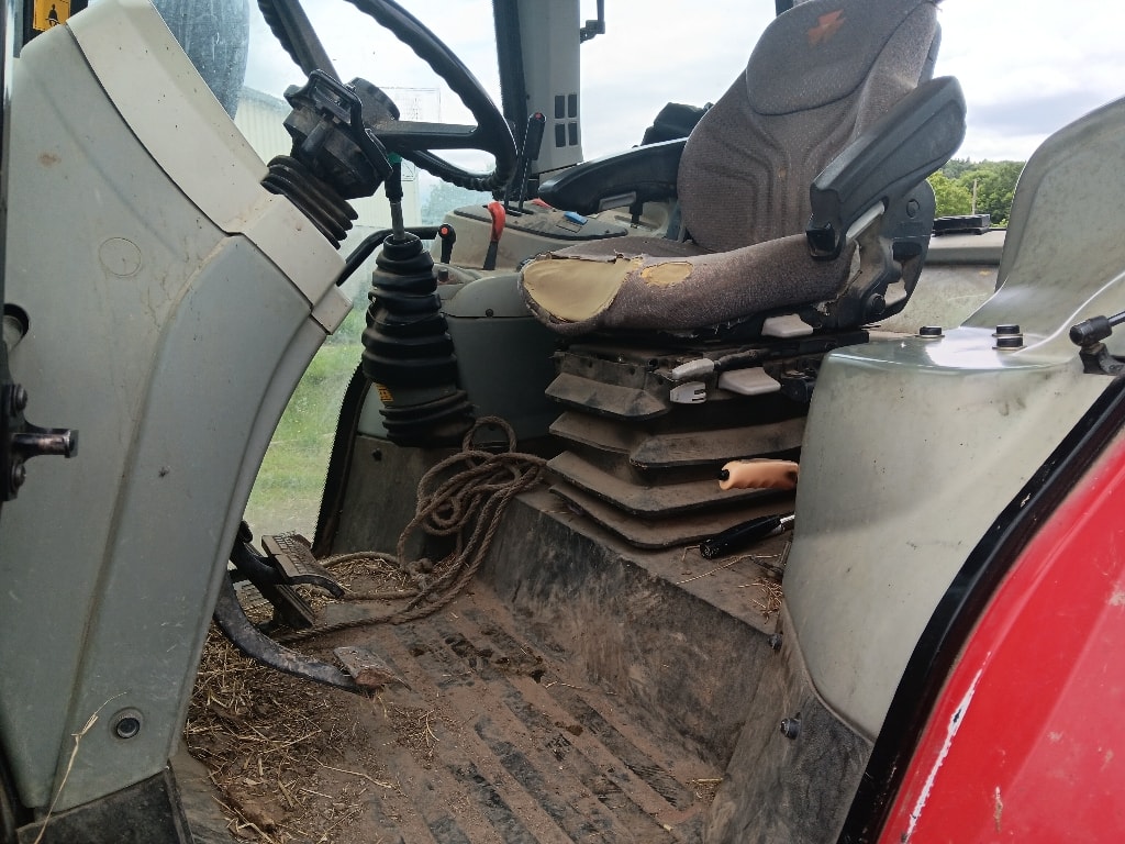 Tracteur chargeur MASSEY FERGUSON 5425 - photo slide 10