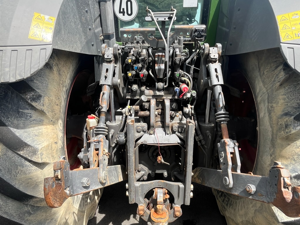 Tracteur FENDT 826 VARIO PROFI - photo slide 10