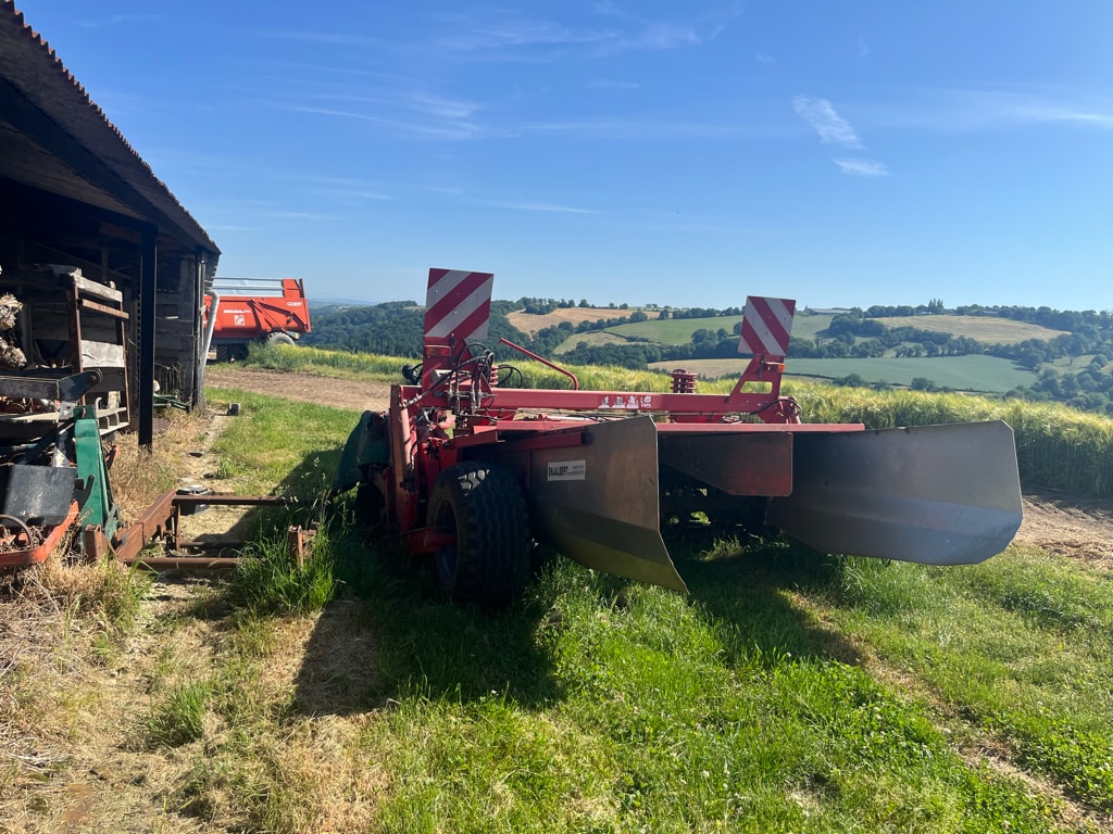 Faucheuse conditionneuse TAARUP 332 - photo slide 2