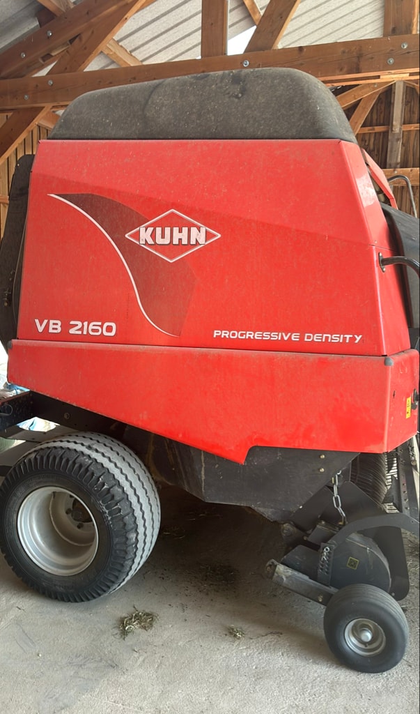 Presse balles rondes KUHN VB 2160 - photo slide 7