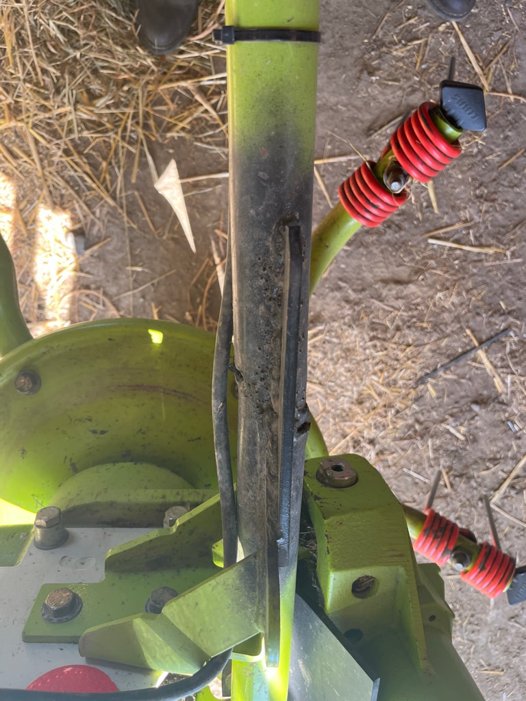 Faneuse CLAAS Volto 77 - photo slide 6
