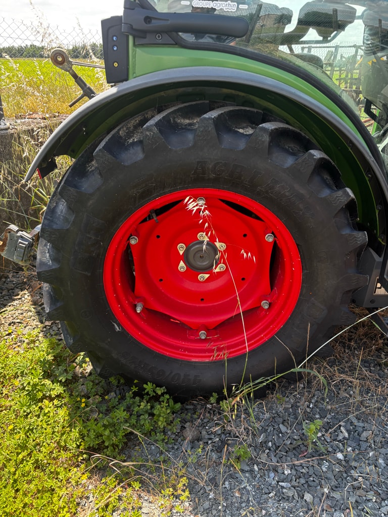 Tracteur FENDT 211F - photo slide 6