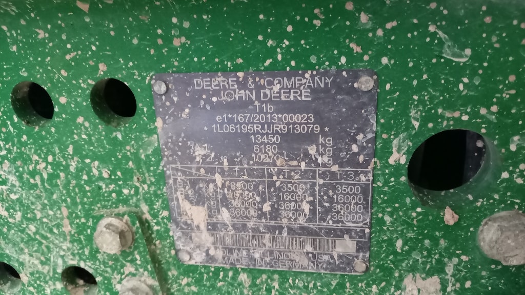 Tracteur JOHN DEERE 6195R - photo slide 11