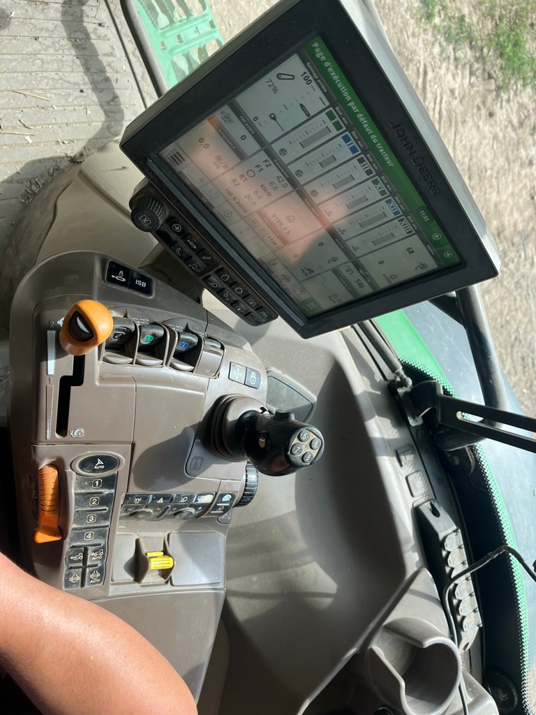 Tracteur JOHN DEERE 6130R - photo slide 11
