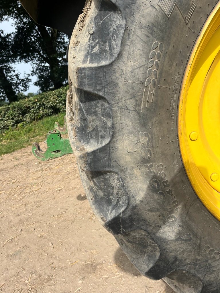 Tracteur JOHN DEERE 6130R - photo slide 7