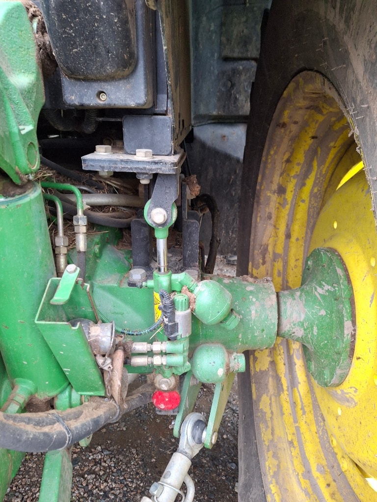 Tracteur chargeur JOHN DEERE 6125R - photo slide 11