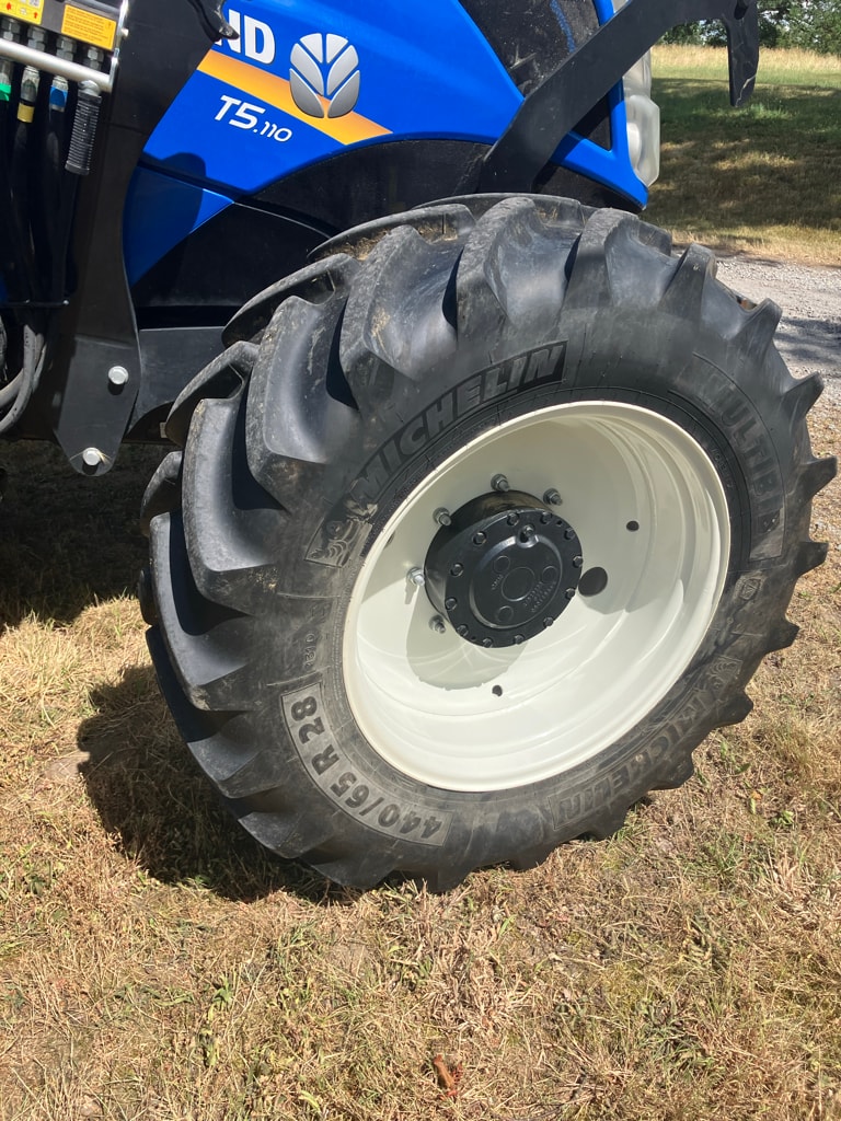 Tracteur chargeur NEW HOLLAND T5.110 AUTO COMMAND - photo slide 2
