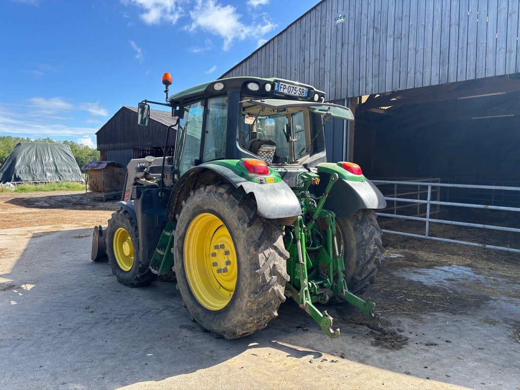 Tracteur JOHN DEERE 6100M - photo slide 4