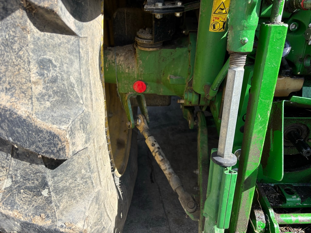 Tracteur JOHN DEERE 6100M - photo slide 8