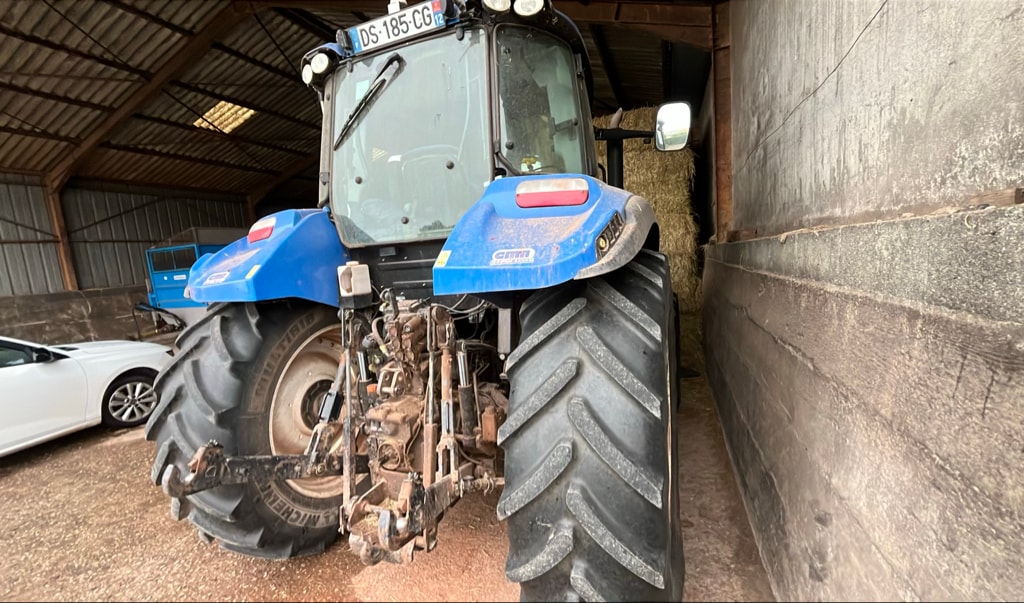 Tracteur chargeur NEW HOLLAND T5.105 EC - photo slide 3