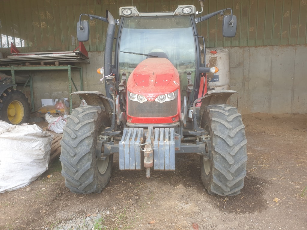 Tracteur MASSEY FERGUSON MF 5610 DYNA-4 - photo slide 15