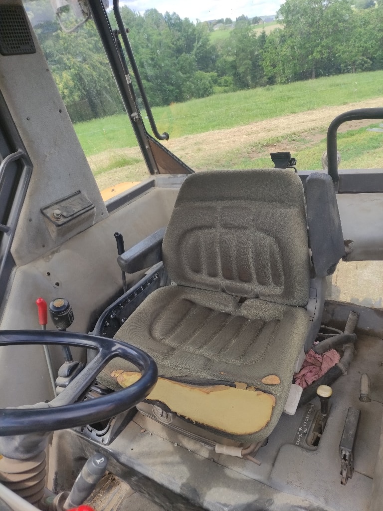 Tracteur chargeur RENAULT CERES 85 X - photo slide 15