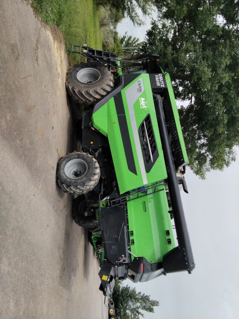 Moissonneuse DEUTZ FAHR C9206 TS - photo slide 8