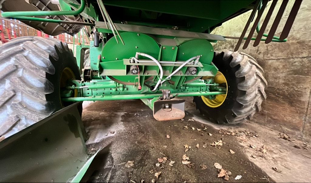 Moissonneuse JOHN DEERE W540 - photo slide 8