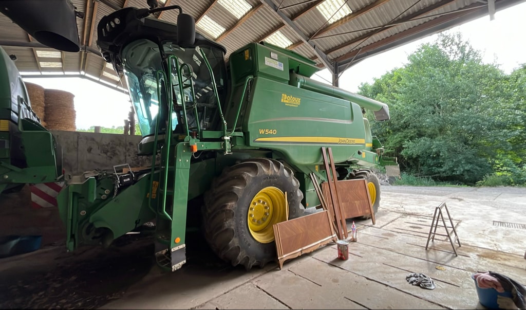 Moissonneuse JOHN DEERE W540 - photo slide 14