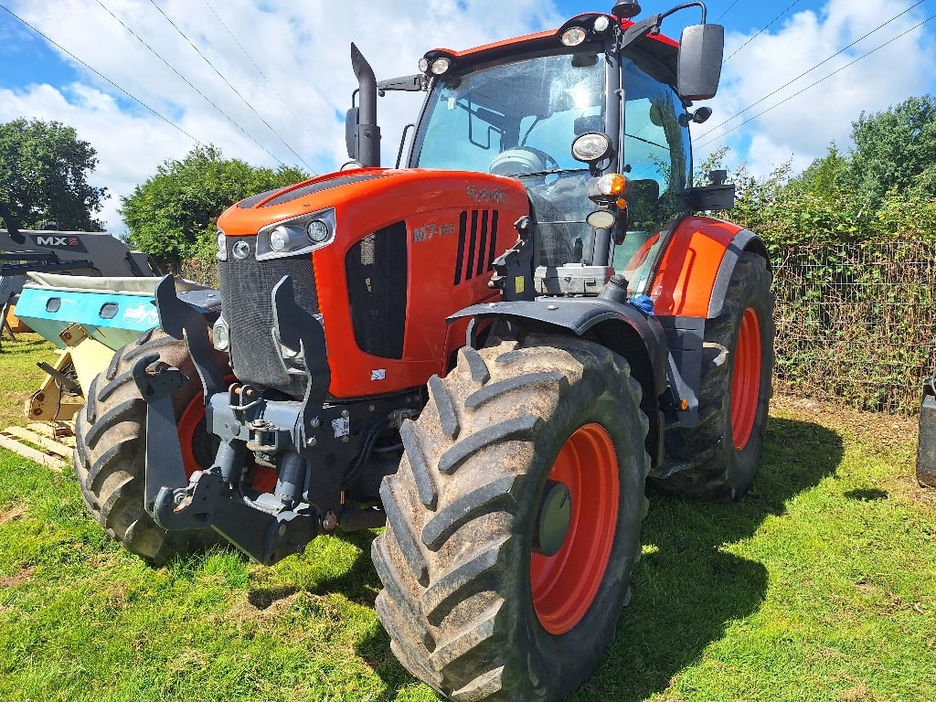 Tracteur KUBOTA M7133 FL - photo slide 1