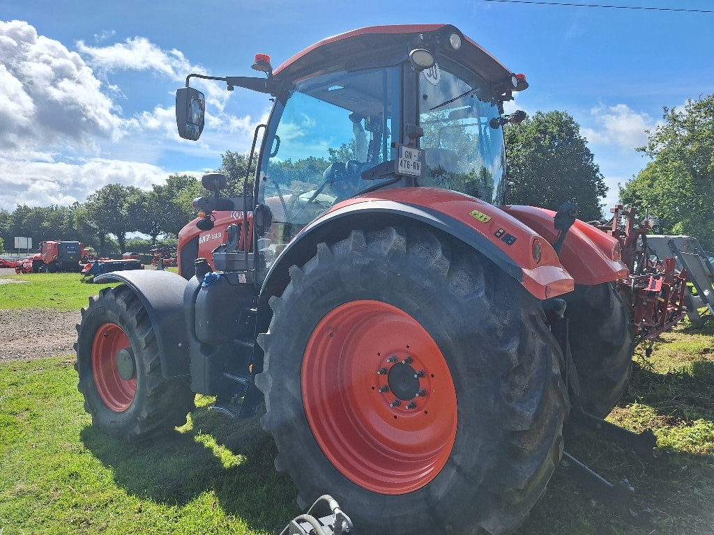 Tracteur KUBOTA M7133 FL - photo slide 3
