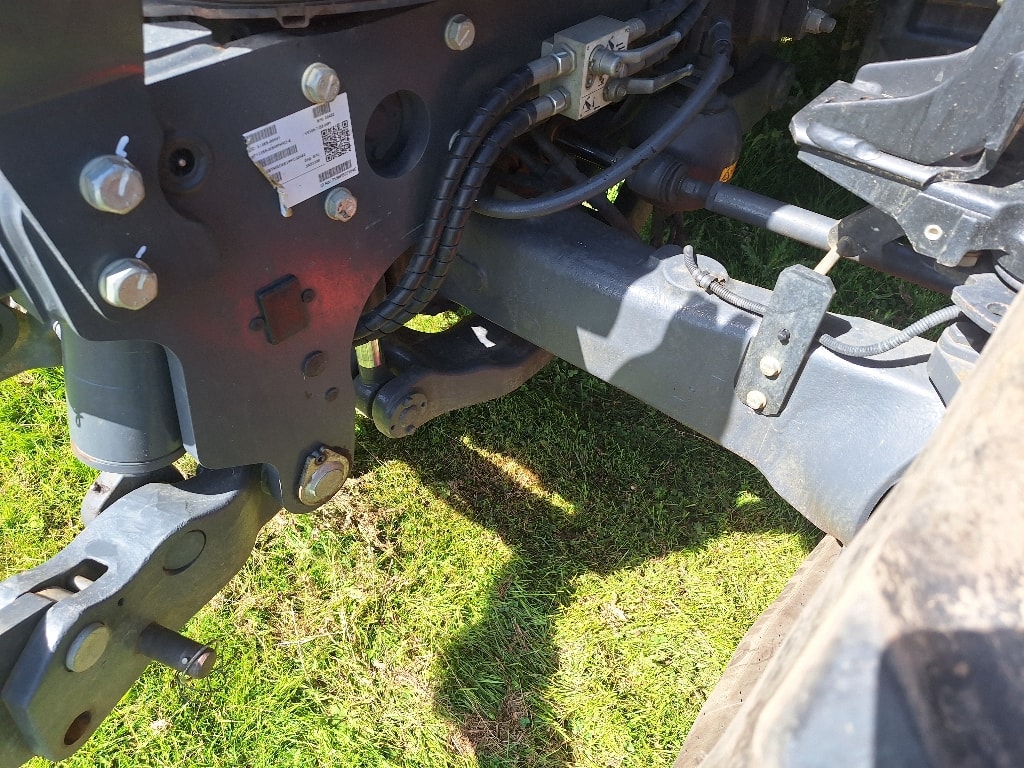 Tracteur KUBOTA M7133 FL - photo slide 9
