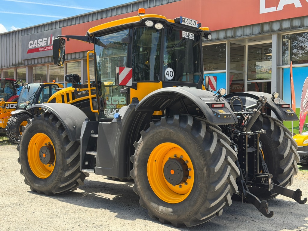Tracteur JCB FASTRAC 4220 ICON - photo slide 4