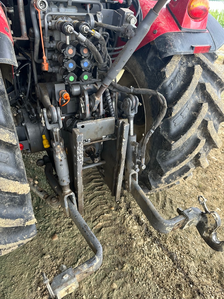 Tracteur fruitier VALTRA F 105 - photo slide 10