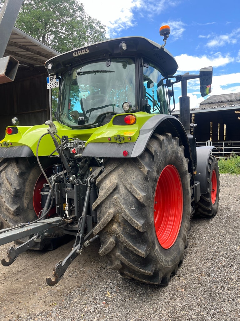 Tracteur CLAAS ARION 630 - photo slide 3