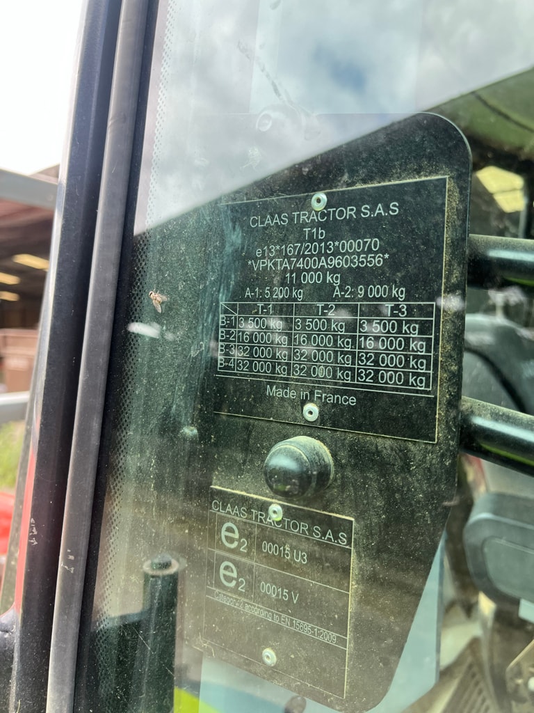 Tracteur CLAAS ARION 630 - photo slide 5