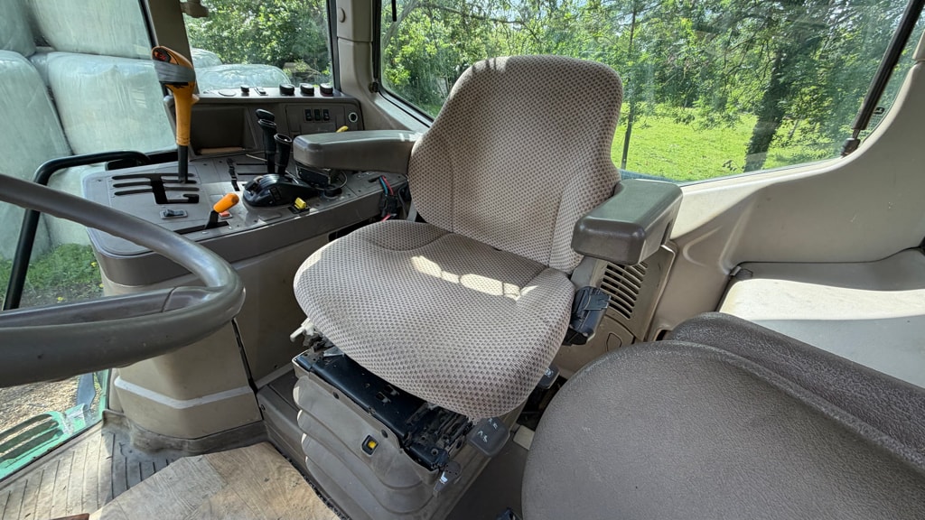 Tracteur JOHN DEERE 6115M - photo slide 7