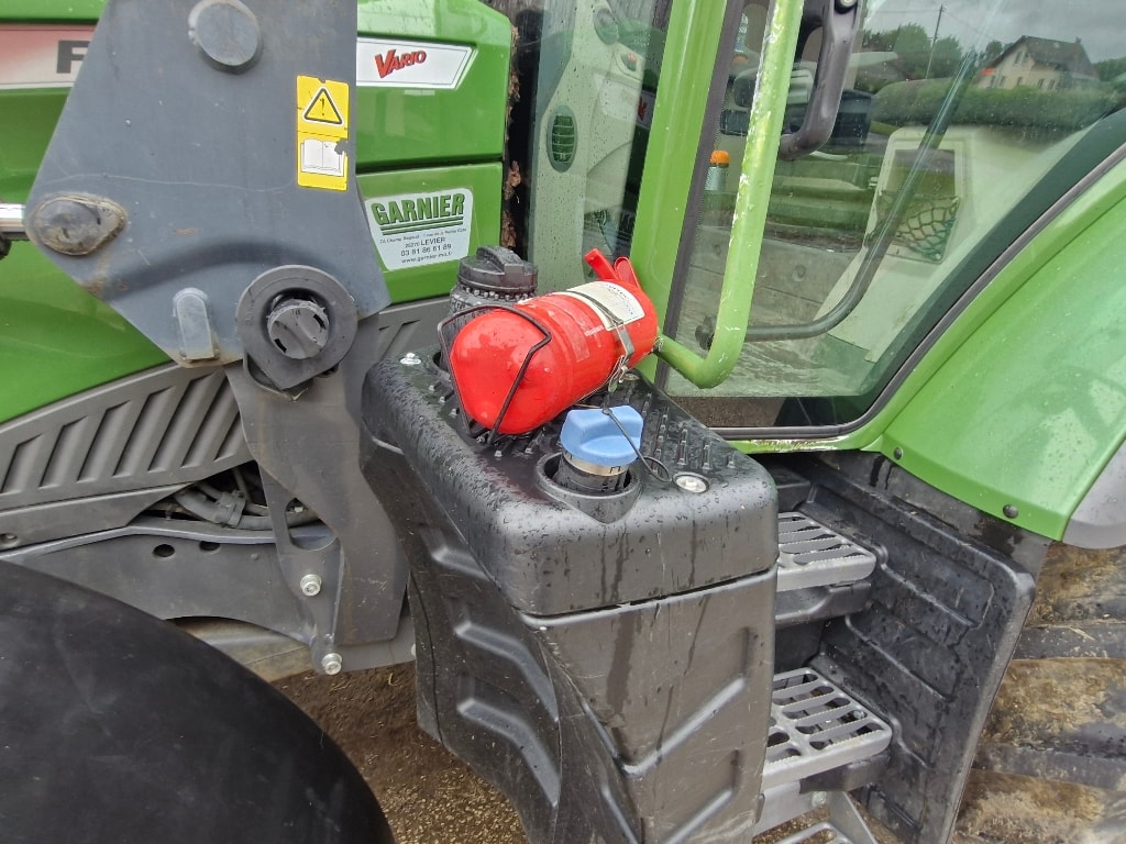 Tracteur FENDT 311 S4 - photo slide 6