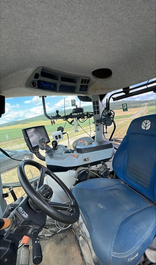 Tracteur NEW HOLLAND T7.245 - photo slide 16