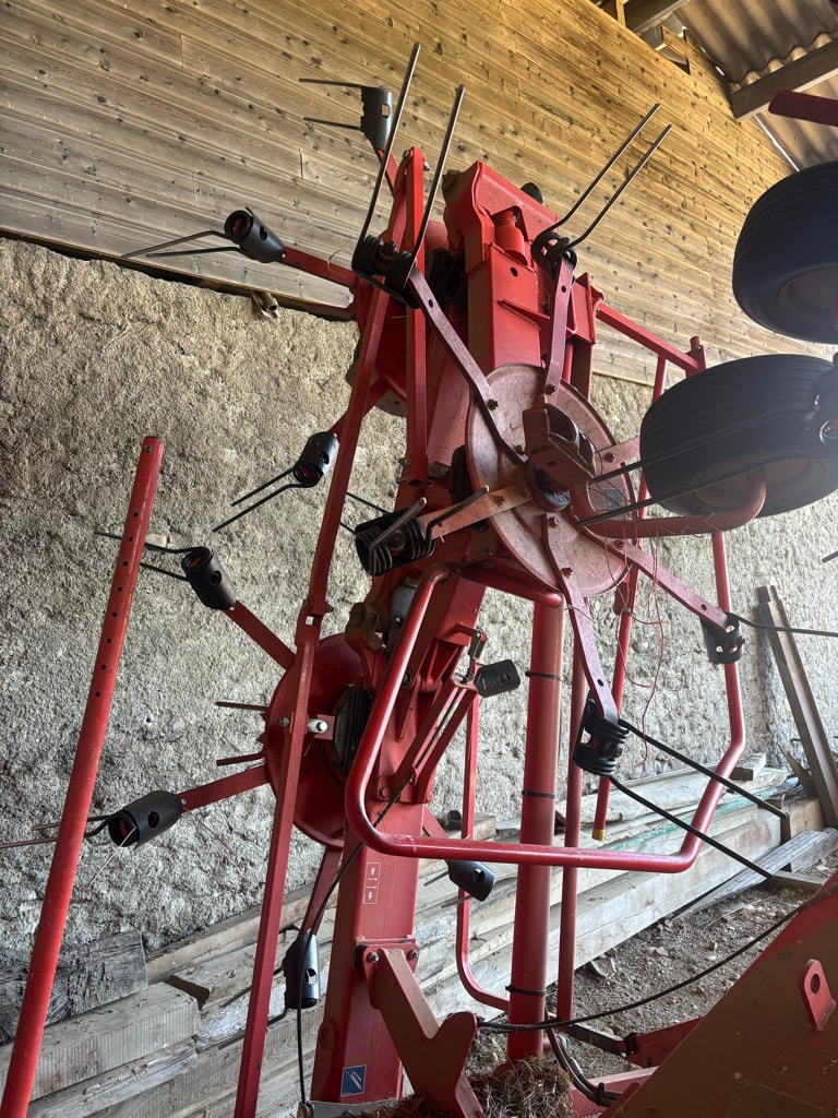 Faneuse KUHN Gf 8702 - photo slide 4