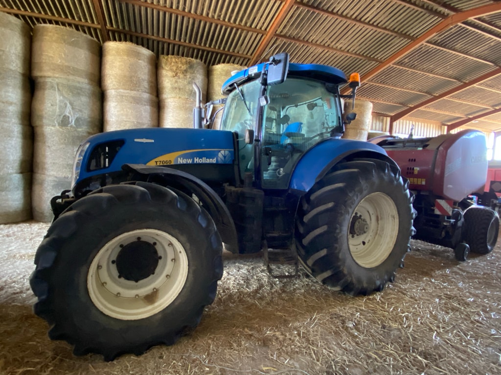 Tracteur NEW HOLLAND T7060 6.7L - photo slide 4