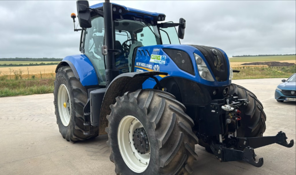 Tracteur NEW HOLLAND T7.270 AC SW 2 - photo slide 1