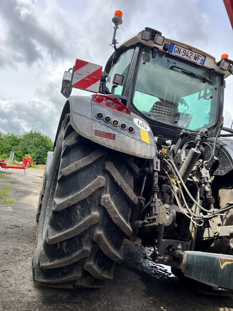 Tracteur FENDT 724 VARIO PROFI + - photo slide 4