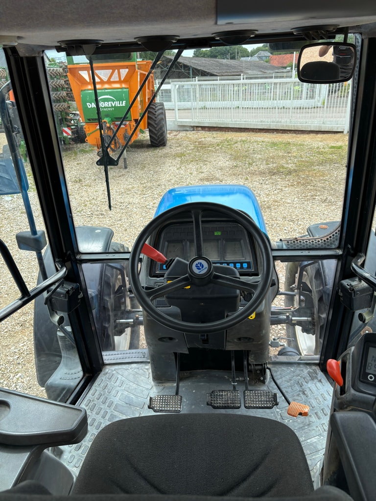Tracteur NEW HOLLAND 8360 - photo slide 13