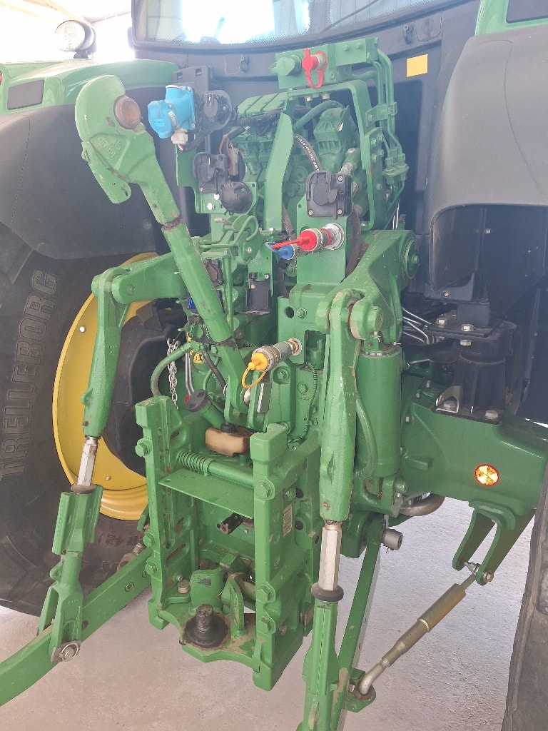 Tracteur JOHN DEERE 6155R - photo slide 19