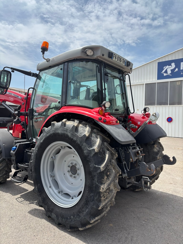 Tracteur MASSEY FERGUSON 5713S DYNA-4 ESSENTIAL - photo slide 24