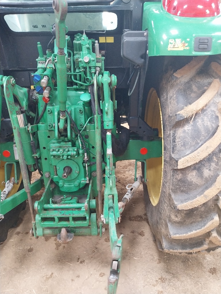 Tracteur chargeur JOHN DEERE 5080R - photo slide 8