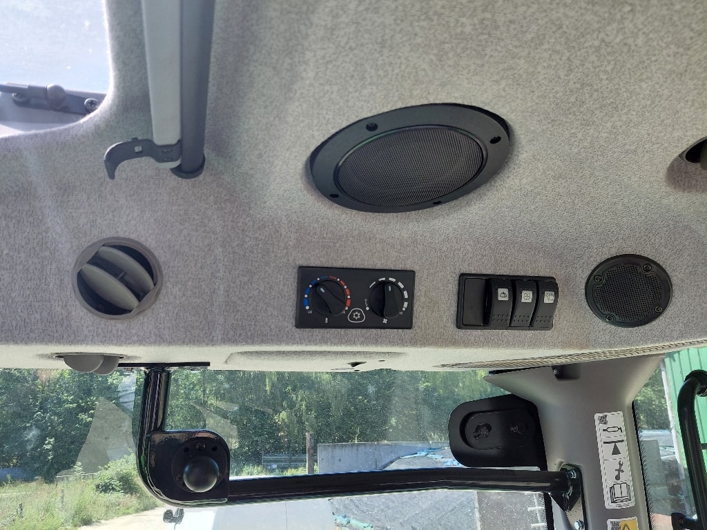 Tracteur DEUTZ FAHR 5125 KEYLINE - photo slide 11