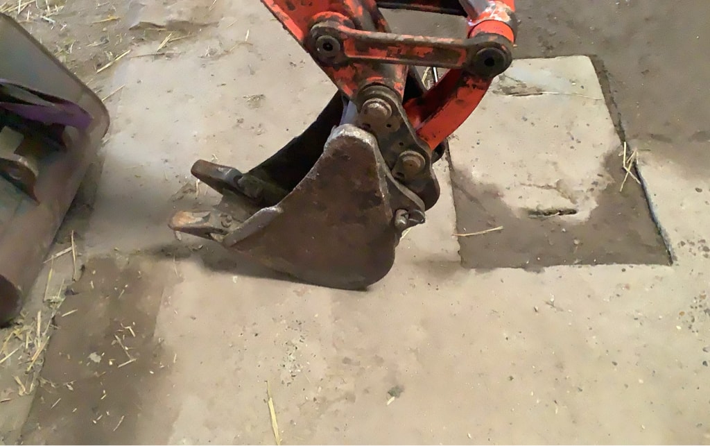 Mini pelle (0-6T) KUBOTA U25-3a - photo slide 7