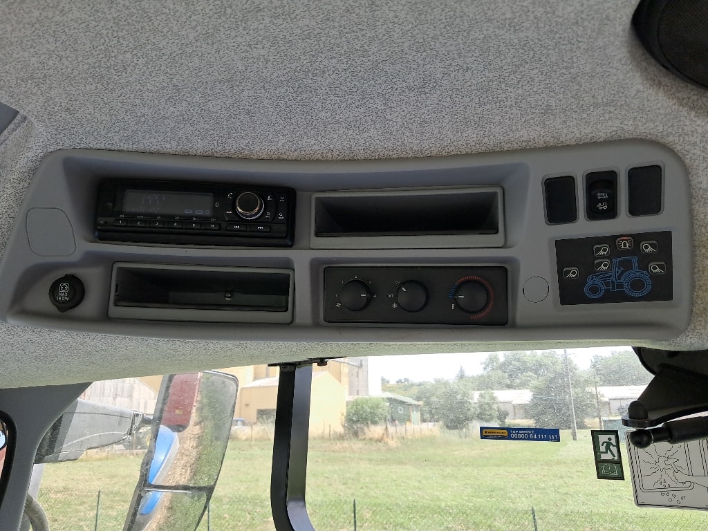 Tracteur NEW HOLLAND T5.130 - photo slide 13