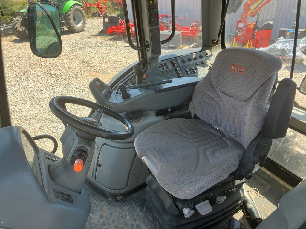 Tracteur chargeur VALTRA N 141 Adv - photo slide 7