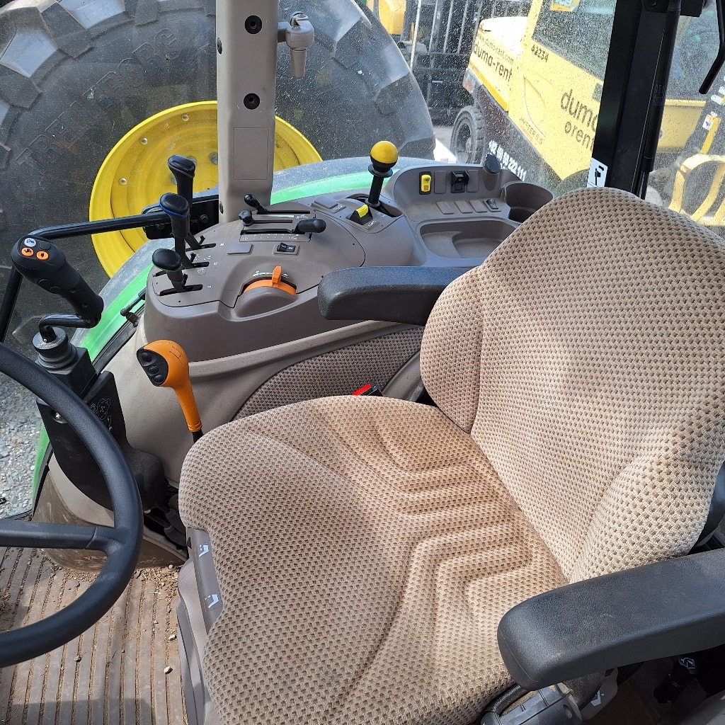 Tracteur chargeur JOHN DEERE 5100M - photo slide 10