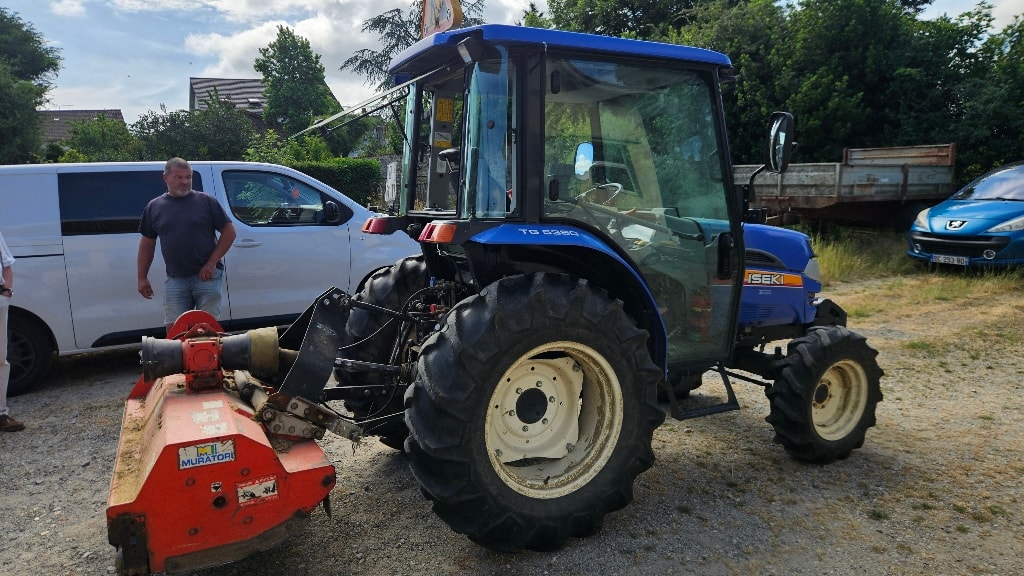 Tracteur etroit ISEKI TG5390 - photo slide 4