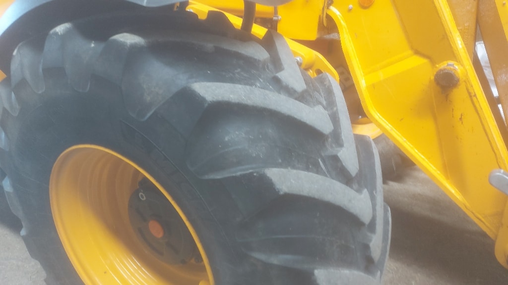 Telescopique JCB 542-70 AGX DTVT - photo slide 5
