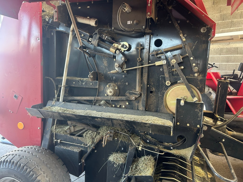 Presse balles rondes CASE IH RBX 344 - photo slide 10