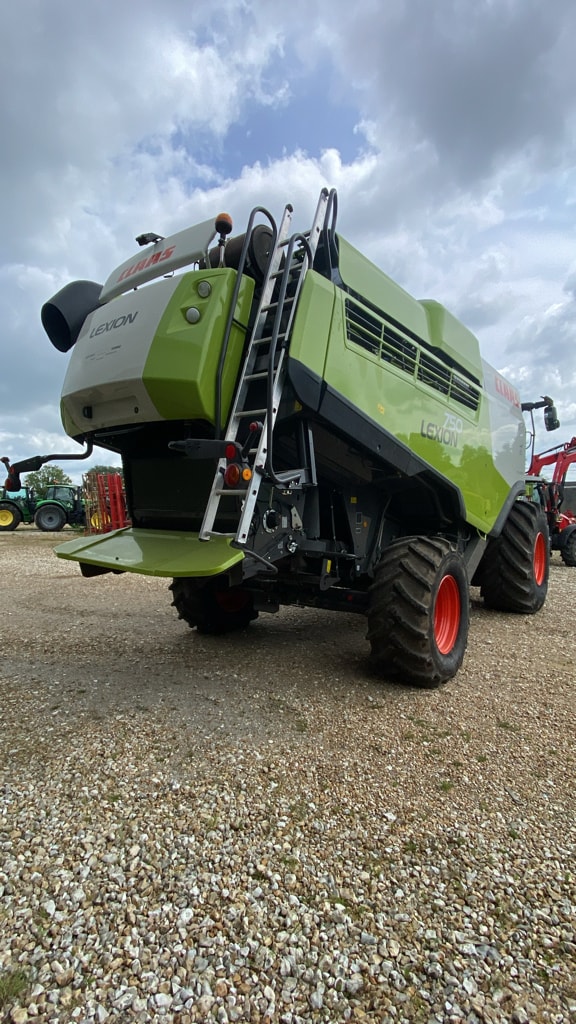 Moissonneuse CLAAS LEXION 750 MONTANA - photo slide 3