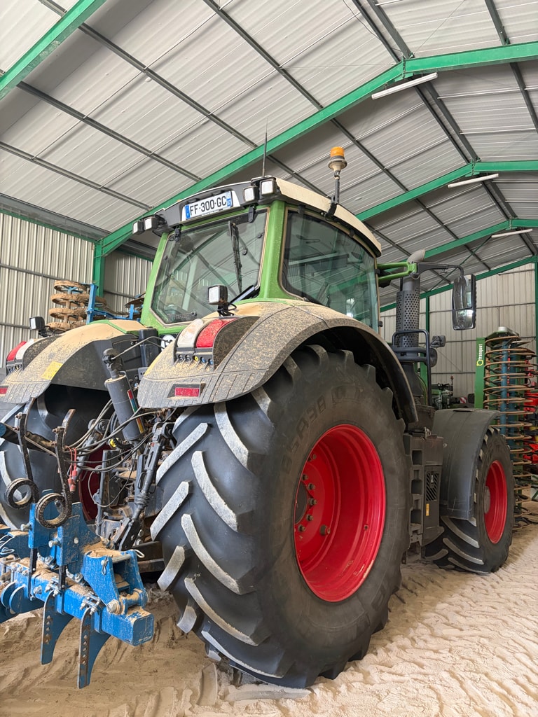 Tracteur FENDT 828 VARIO PROFI + - photo slide 2
