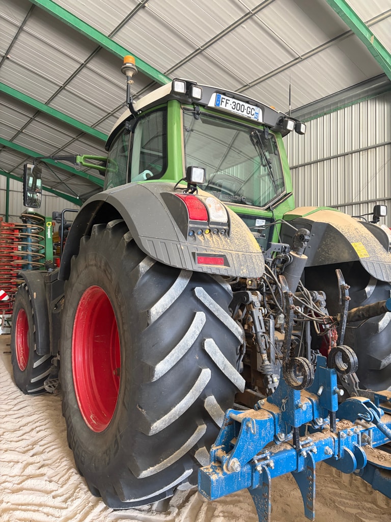 Tracteur FENDT 828 VARIO PROFI + - photo slide 4