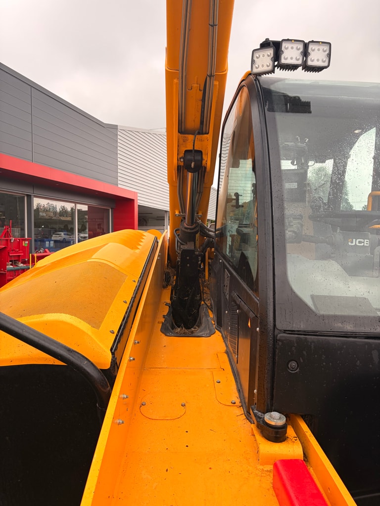 Telescopique JCB 532-70 AGRI XTRA PS6 - photo slide 15